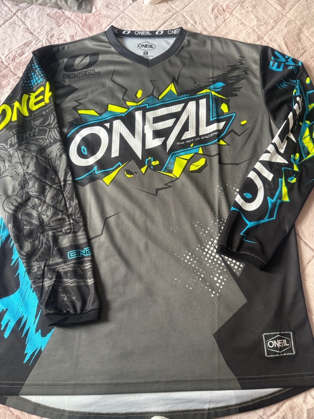 O'NEIL Long Sleeve Men's Graphic Jersey in Black, Blue, Yellow